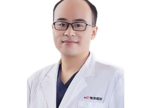 郑州赵亮医生做大腿吸脂怎么样？对于吸脂方面的实力很强，手术风格偏向自然化